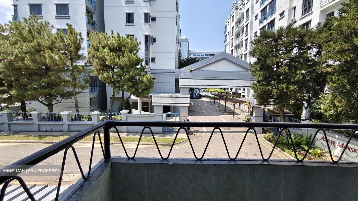Lorong 42 Geylang (D14), Terrace #569910001